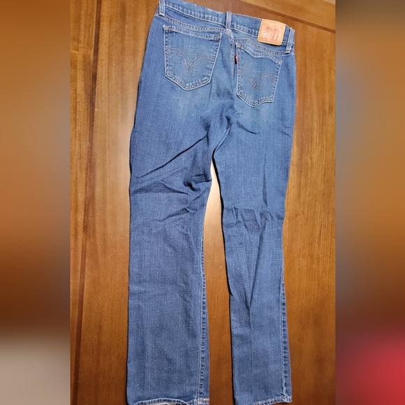 Levi's 415 Medium Rise Skinny Jean - Picture 3 of 5